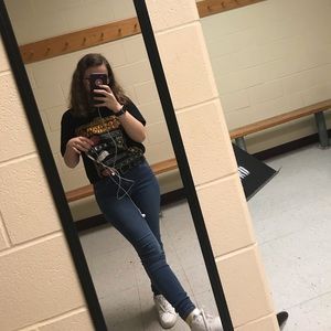 Meet your Posher, Haley